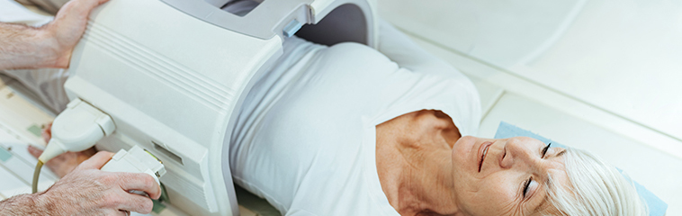 <h1 class='entry-title h2-style'>Tumor urotelial del tracto urinario superior</h1><div id='b' style='margin-bottom: 10px;'> <span class='sb'><br><strong>Mónica Sanz del Pozo, Ángel García de Jalón Martínez, Raquel Espílez Ortiz, José Manuel Sánchez Zalabardo, Pedro Gil Martínez. </strong></span></b>